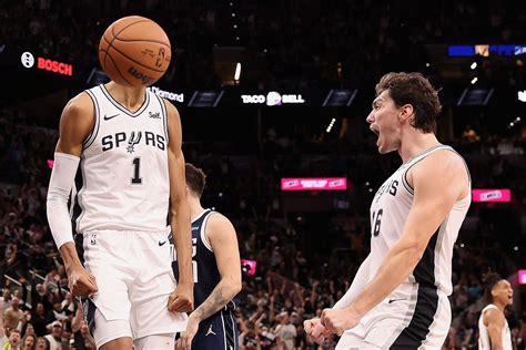 spurs vs mavericks prediction